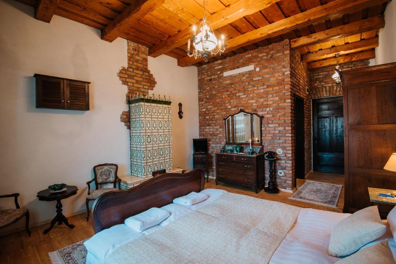 Molnos Kuria Pension Corund  Luaran gambar